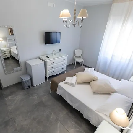 Arcobaleno Guest house *