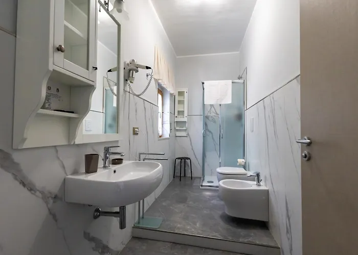 Arcobaleno בית הארחה 4*