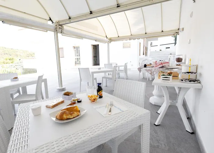 Arcobaleno Pensión 3*